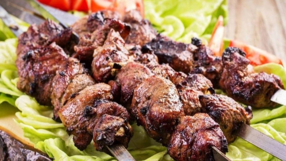 فواید خوردن گوشت کبابی چیست؟