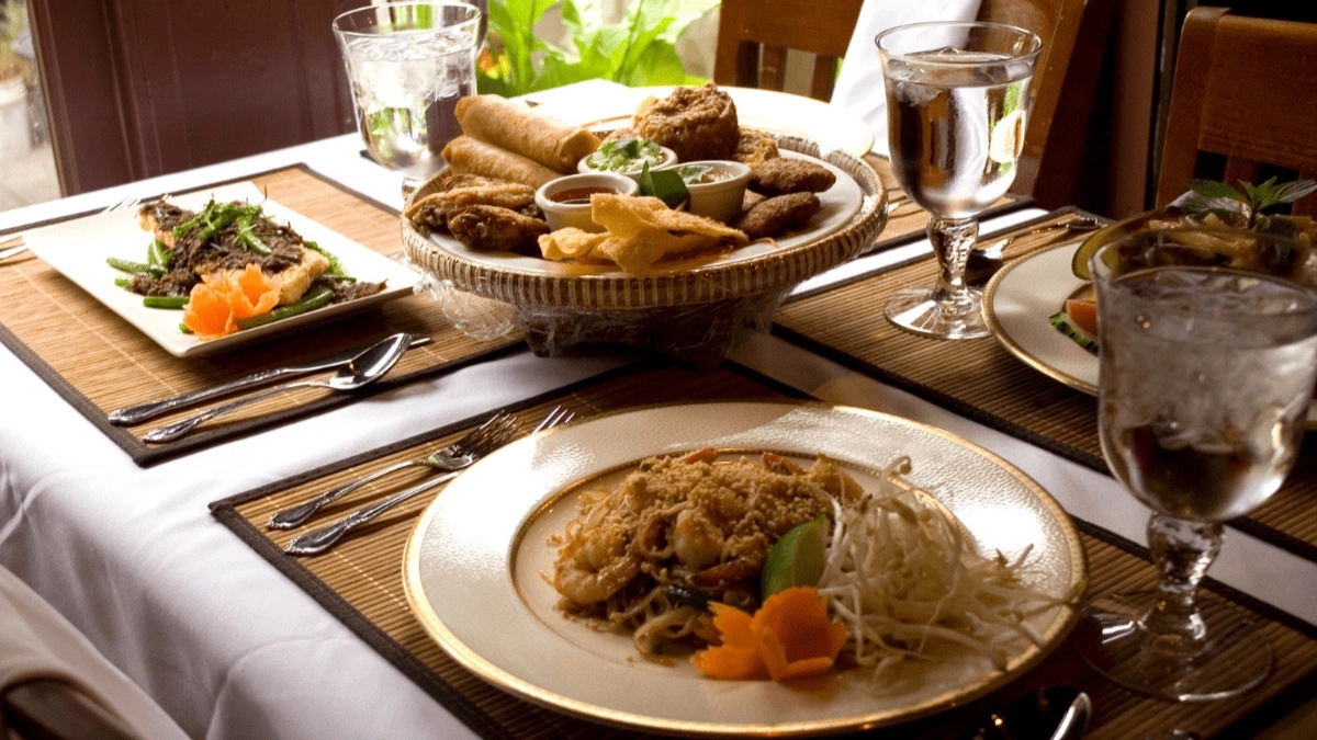یک رستوران خوب چه ویژگی های دیگری دارد